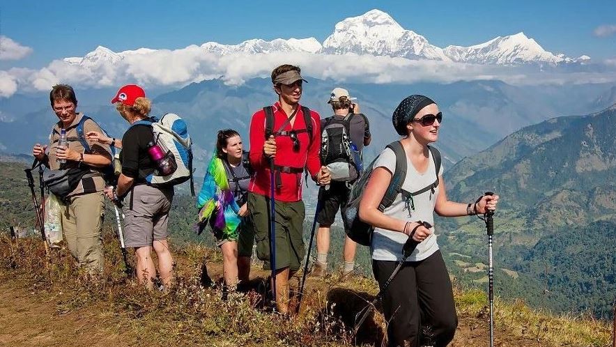 ८ महिनामा भित्रिए ७ लाख २० हजार पर्यटक, अगस्ट महिनामा कुन देशबाट कति आए ?