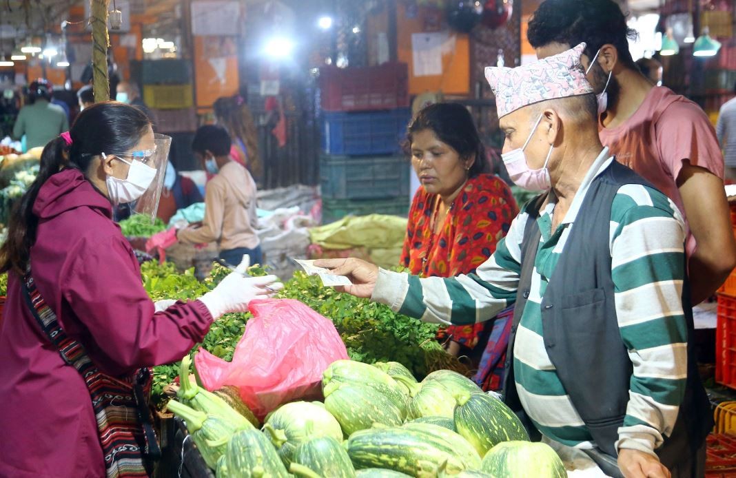 च्याउ, कुरीलो, प्याजदेखि न्युरोसम्मको भाउ घट्दा प्रतिकेजी २७ रुपैयाँले बढ्यो ब्रोकाउली, अन्यलाई कति ?