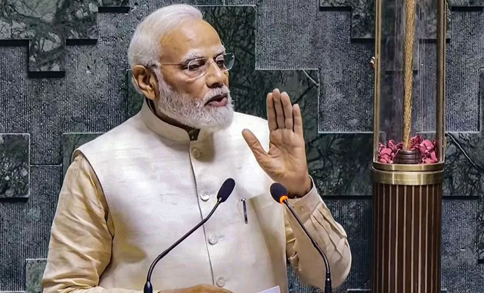 आफ्नै देशमा किन विवाह समारोह गर्दैनौं ? भारतीय प्रधानमन्त्री मोदी भन्छन्, स्वदेशमै गरौँ, देशको पैसा जोगाऔँ