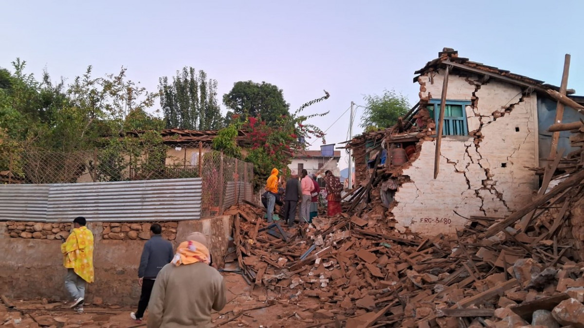 भूकम्पमा परेर जाजरकोटमा ठूलो मानबिय क्षति,  १२८ जनाको मृत्यु