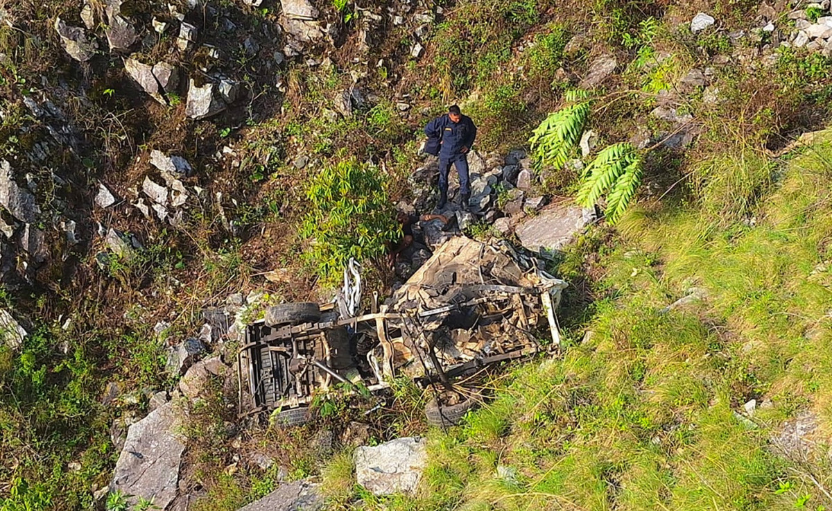 सुर्खेतको रातानाङ्लामा जीप दुर्घटना, चार जनाको मृत्यु