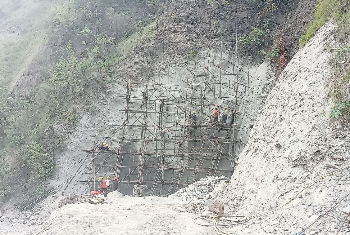 दरबाङ–म्याग्दीखोला जलविद्युतः एनआरएनको लगानी, काम सुस्त