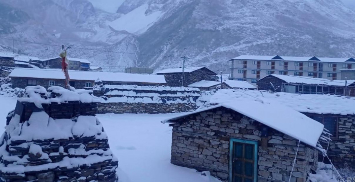 उत्तरी गोरखाको नुब्री भ्यालीमा हिमपात